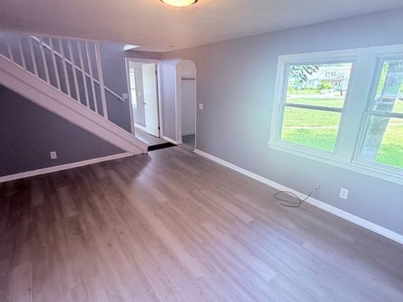 5th image of 21880 Louis Rd