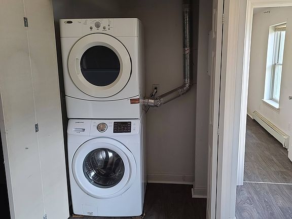 3rd image of 526 W Michigan Ave APT 3