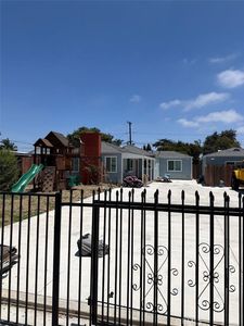 716-718 S Harris Ave, Compton, CA, 90221
