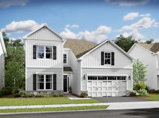 15 Begonia Dr, Manalapan, NJ 07726