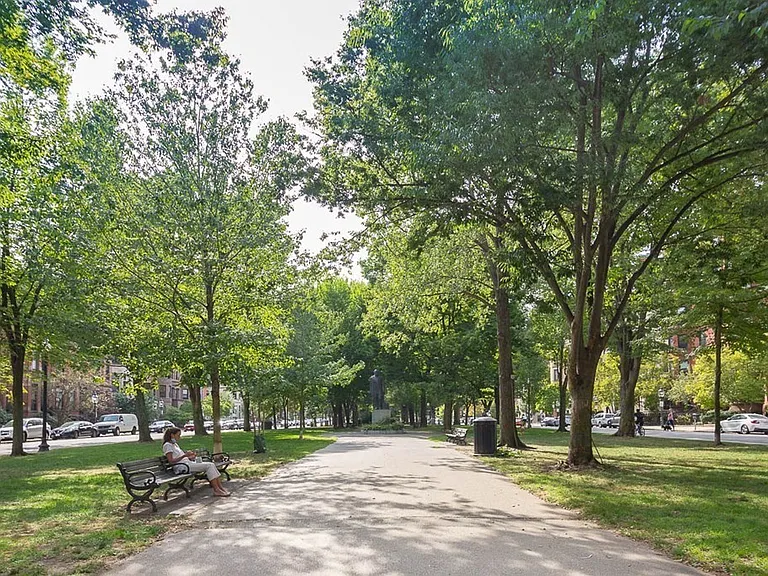 290 Commonwealth Ave #20 — Photo 2
