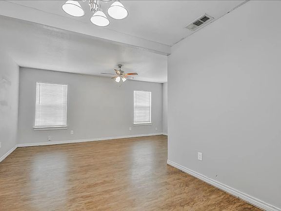 5th image of 2302 20th St