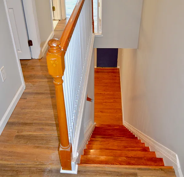1444 N Edgewood St — Photo 22