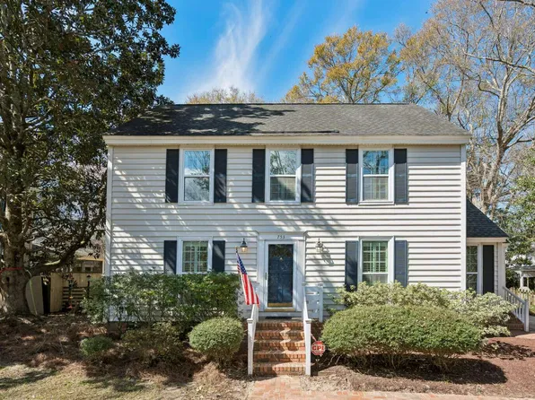 753 Milldenhall Rd, Mount Pleasant, SC 29464