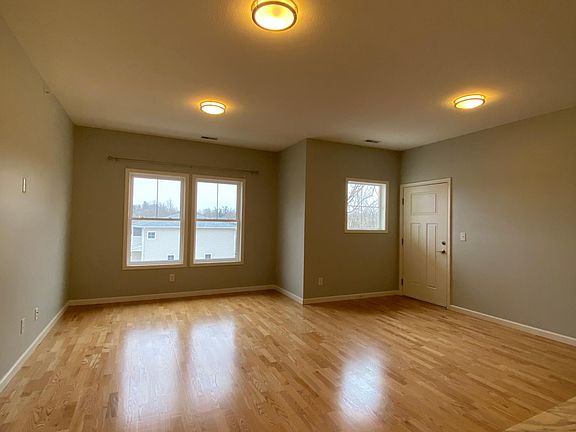 2nd image of 4422 N Cypress Ln APT 210