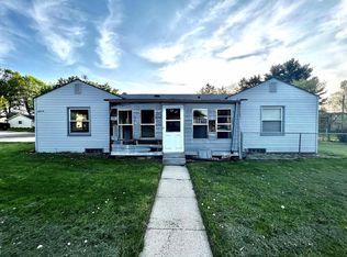 2039 12th Ave, Monroe, WI 53566