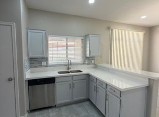 2528 E Caballero St, Mesa, AZ 85213