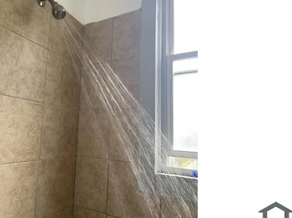 1409 W 64th St #1W, Chicago, IL 60636