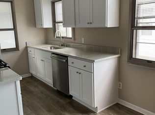 2147 Eldred Ave #1, Lakewood, OH 44107