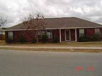 2nd image of 1105 Hilltop Dr