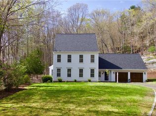 13 Georgetown Cir, Madison, CT 06443