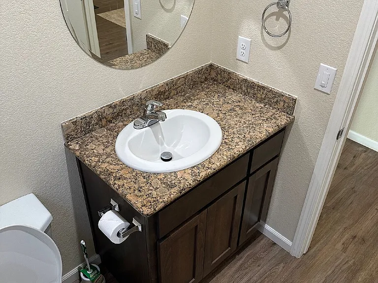 1338 Hermosa Dr — Photo 4