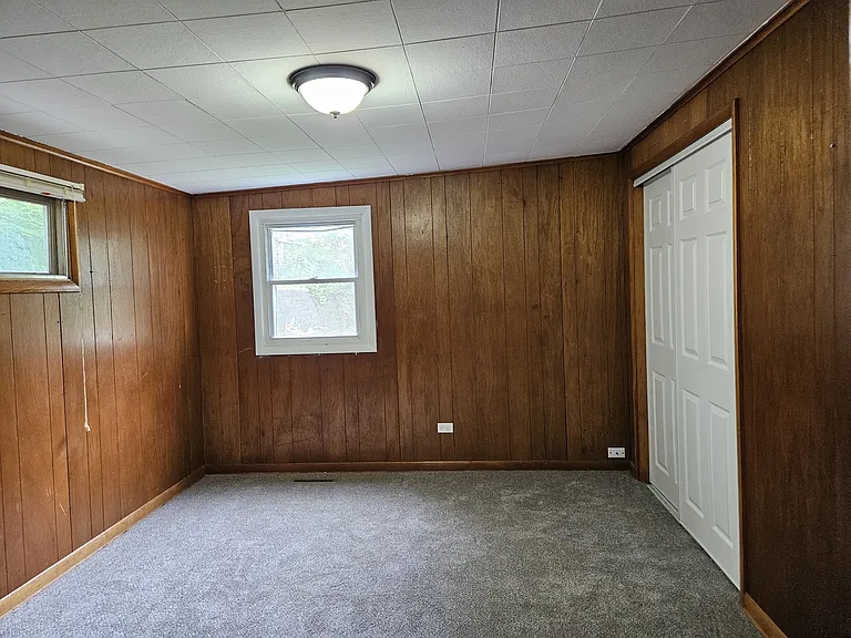 16 Riverview St — Photo 7