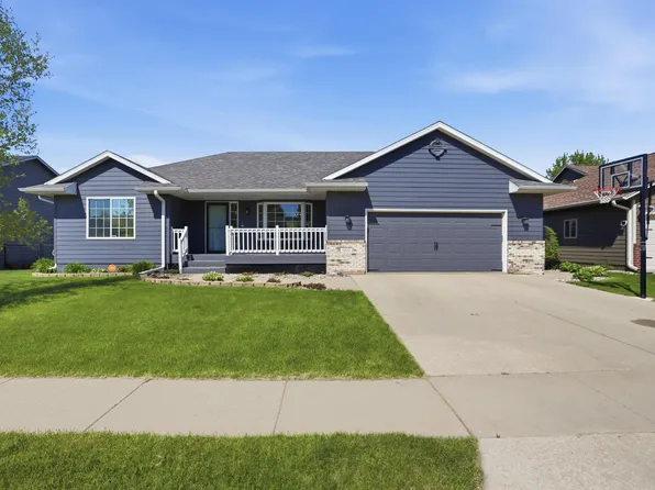 5205 S Donegal Ave, Sioux Falls, SD 57106