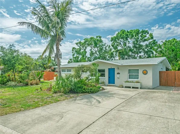 3997 Porpoise Dr SE, Saint Petersburg, FL 33705