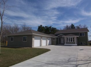 509 Powderhorn Pass, Brookings, SD 57006