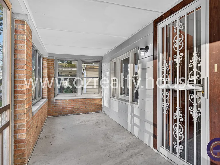 1019 Coventry Ave — Photo 4