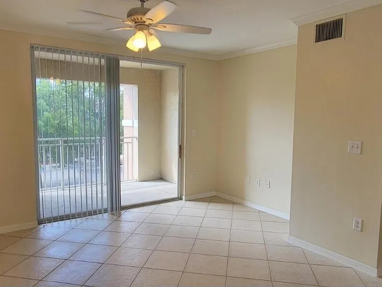 6533 Emerald Dunes Dr #304 — Photo 17