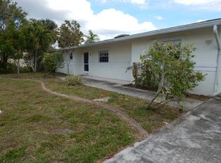 2168 Club House Rd, North Fort Myers, FL 33917