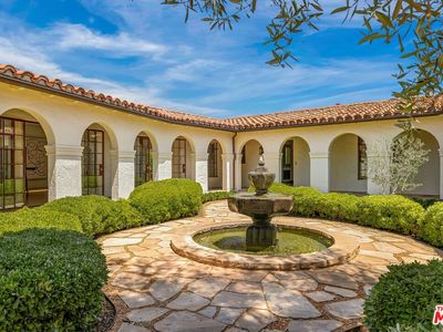 300 N Tigertail Rd, Los Angeles, CA, 90049