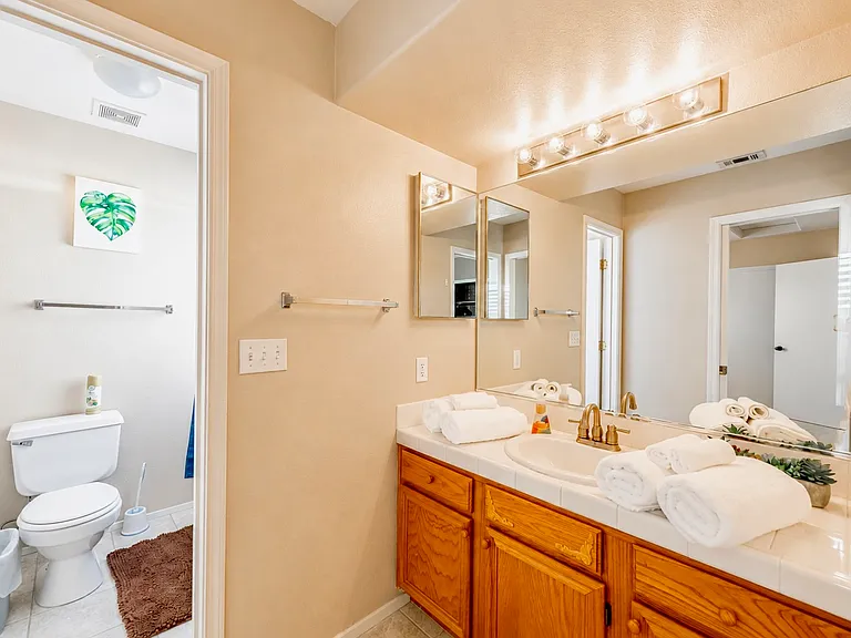 8724 Wintry Garden Ave — Photo 30