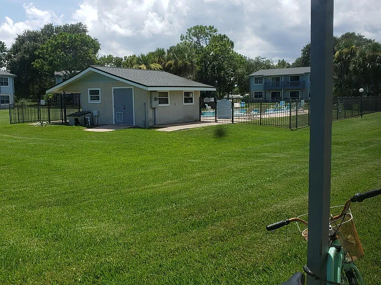 700 W Pope Rd #L91 — Photo 8