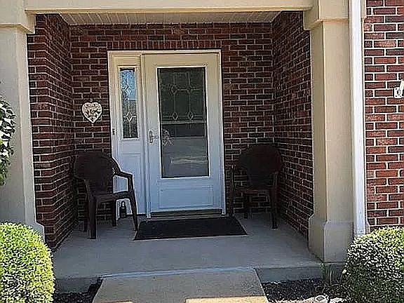 3rd image of 6922 N Adkins Dr