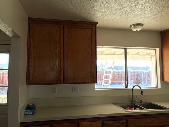 4th image of 19145 Madrone Ave