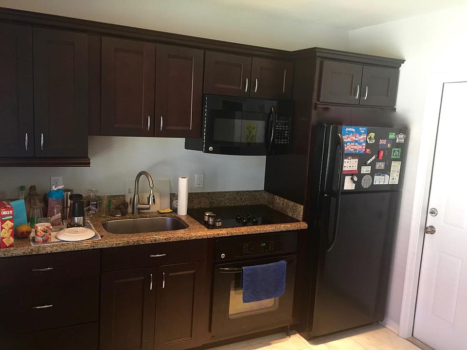 1st image of 645 NE 92nd St APT 15D