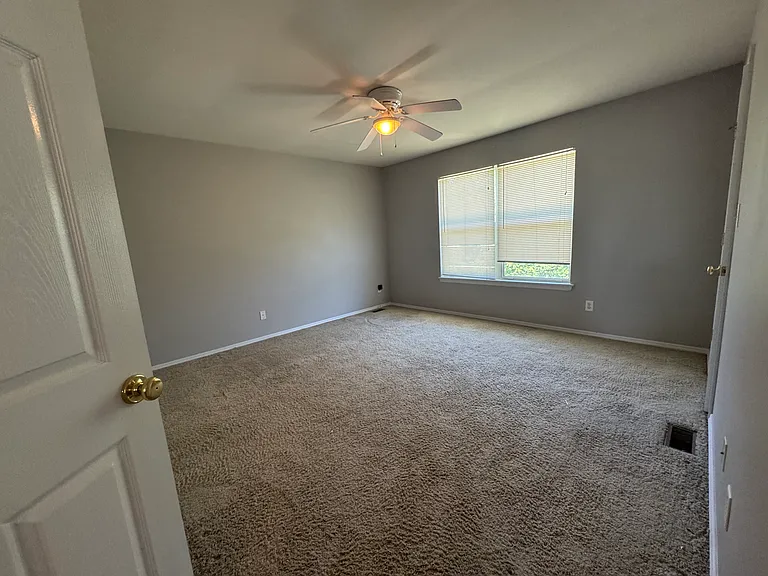 4941 Hurstborough Ct — Photo 10