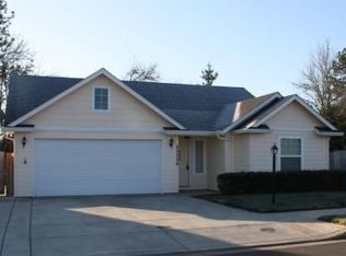 25206 Corky Ln, Veneta, OR 97487