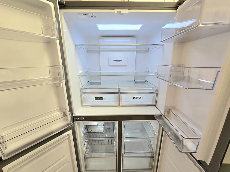 Whirlpool four doors refrigerator