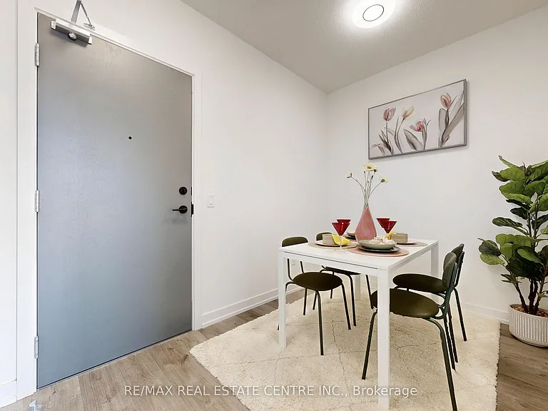 1010 Dundas St E #Penthouse 12 — Photo 17