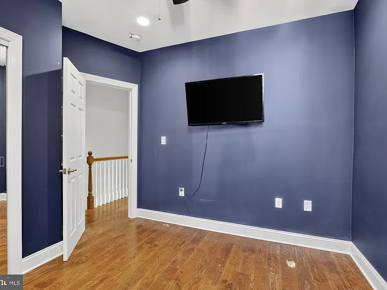 3408 Richmond St — Photo 20