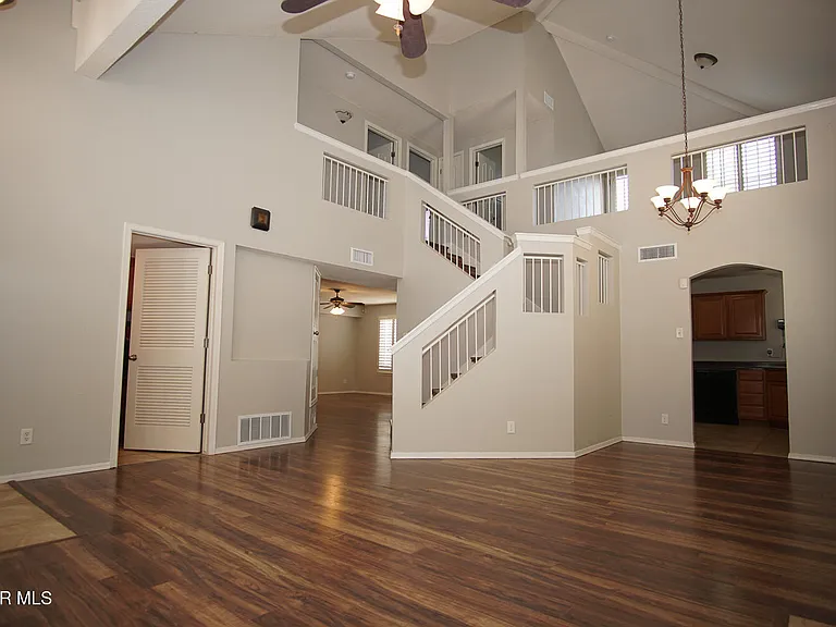 10932 Acoma St — Photo 4