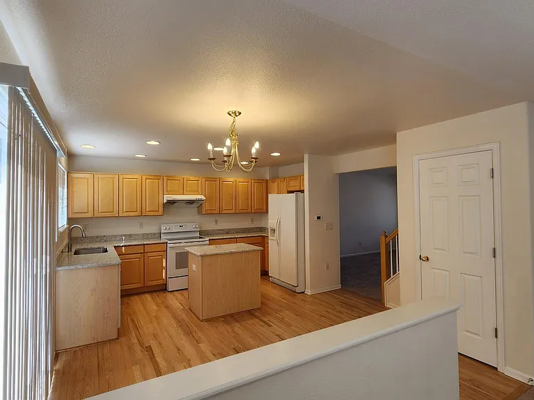 1547 Snap Dragon Ct — Photo 3