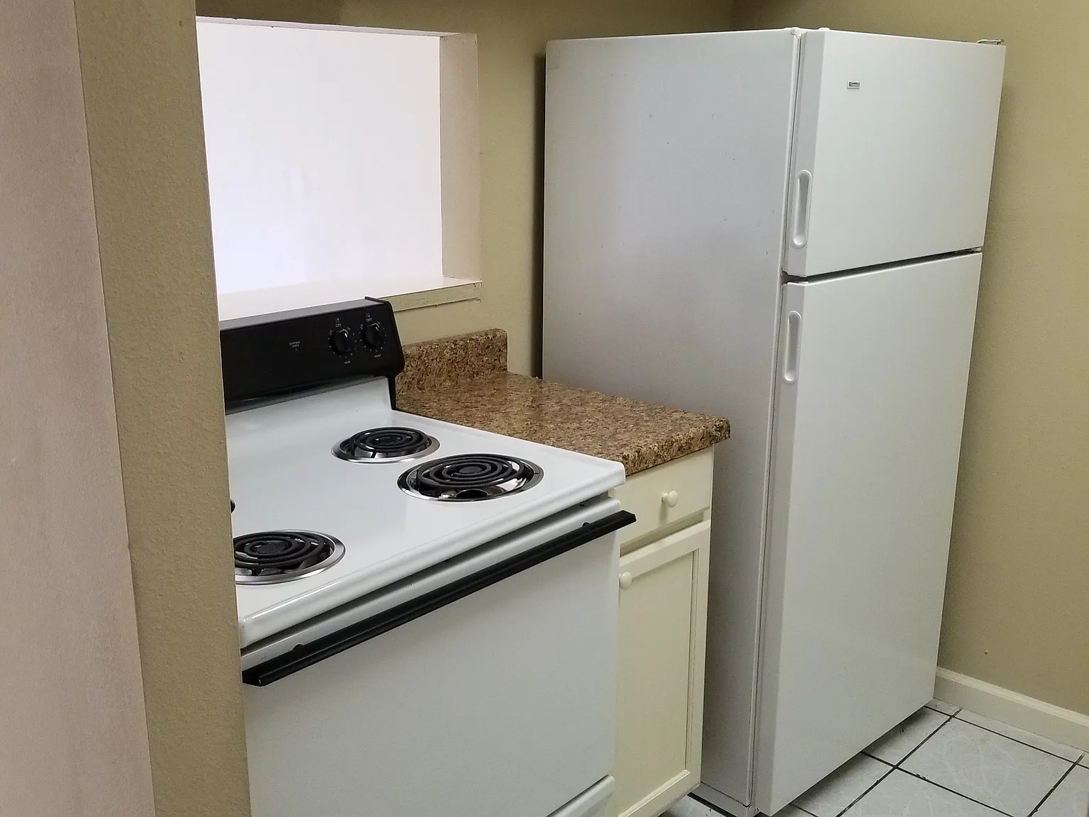1 bed, 900 sqft, $850 — Photo 4