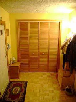 Entryway/ Mudroom