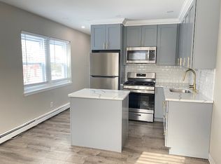 134 New York Ave APT 10, Huntington, NY 11743