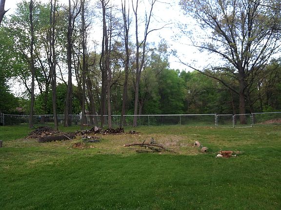 Our yard does not end here..