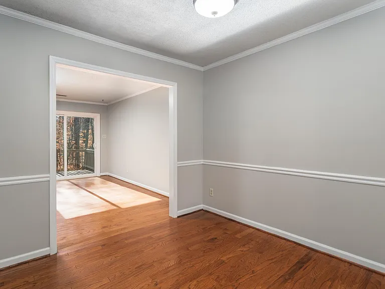 1149 Glendale Dr — Photo 12