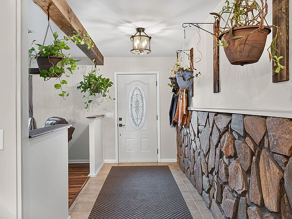 4th image of 5526 Lakewood Cir