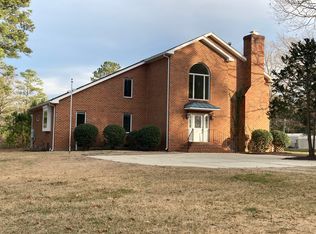 132 Robanna Dr, Seaford, VA 23696