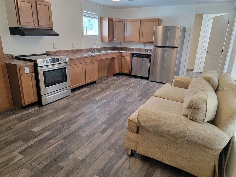 5700 Holiday Park Blvd — Photo 9