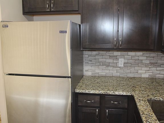 3rd image of 2302 Salvador St APT 6