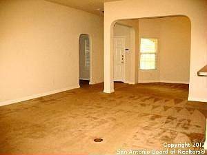 3rd image of 7910 Live Oak Vis