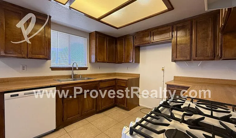 12780 Red Wing Rd #B — Photo 8