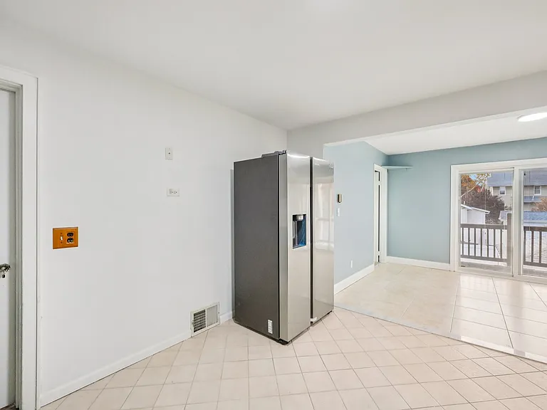 320 Orient Way #2 — Photo 10