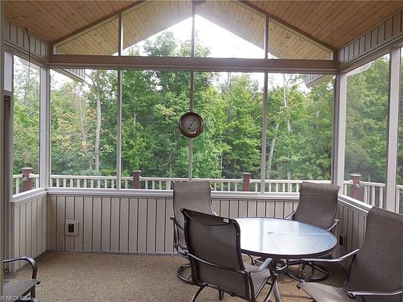 4th image of 131 Laurel Hills Ln
