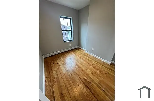 Building Photo - 52 Yonkers Ave #A
